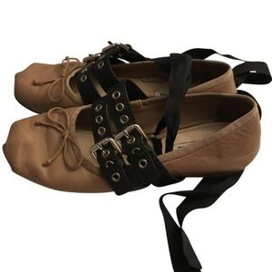 Miu Miu Buckle-fastening leather ballet flats